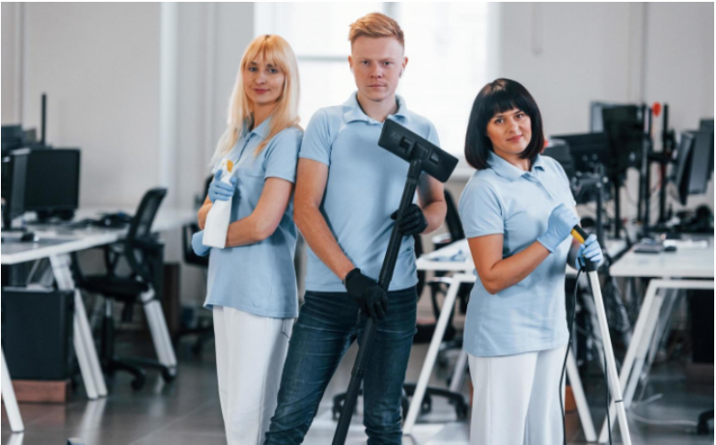 Wie Büroreinigung die Hygiene und Sauberkeit in Ihren Büroräumen verbessert